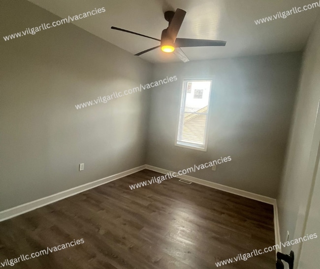 Photo - 4117 Euclid Ave Unit 2R (Apt A Rear)