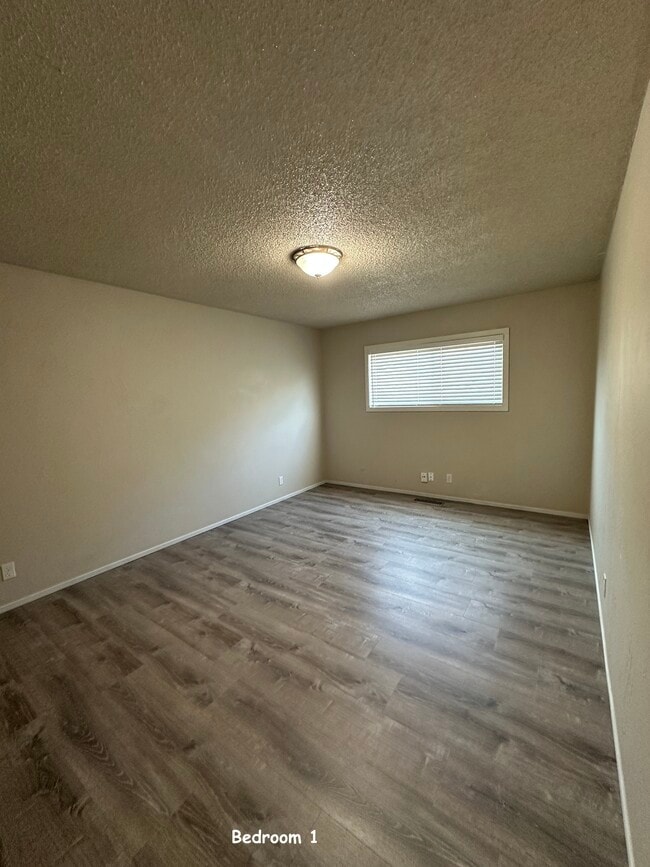 Photo - 1617 Herbert St