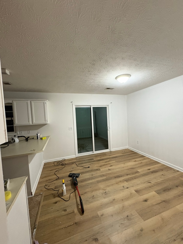 Photo - 304 S Keeneland Dr