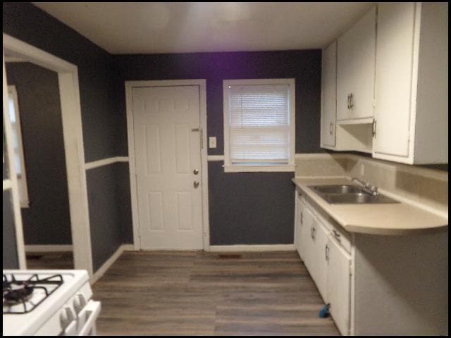 Photo - 2115 W 16th St