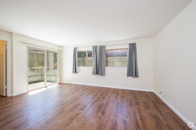 Building Photo - 1416 San Luis Dr Rental