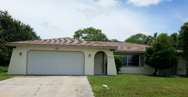 Photo - 18546 Klingler Cir House