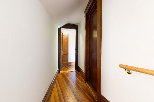 Entry Hall - 72 Dana St Unit 3