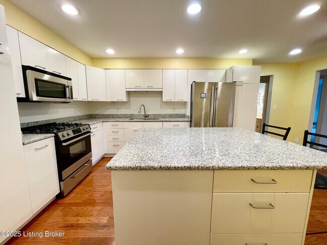 Photo - 816 Melford Ave Unidad 1