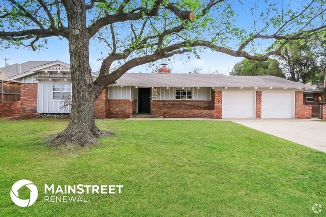 Building Photo - 2904 Huntleigh Dr Rental