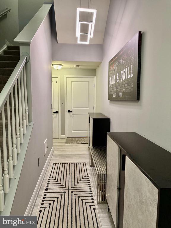 Building Photo - 7548 Morris St