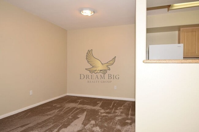 Photo - 8000 W Badura Ave