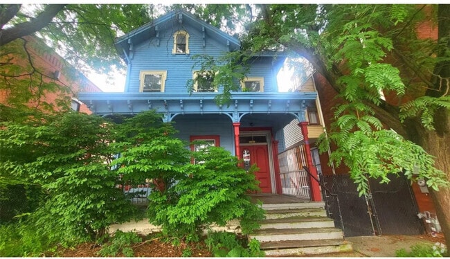 Building Photo - 216 Church St Unit 3 Rental