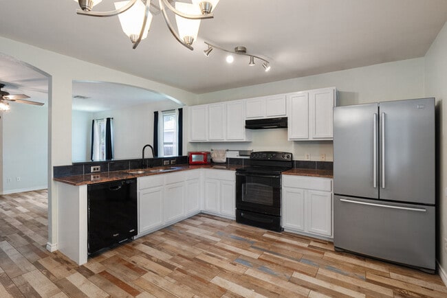 Photo - 111 Quail Hollow Dr