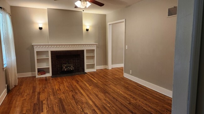 Photo - Four Bedroom House Available NICE