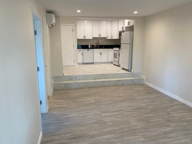 Photo - 16747 Bermuda St