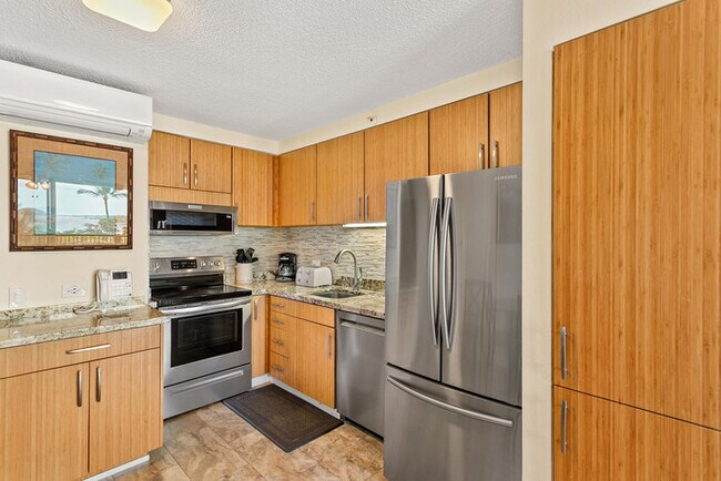 Photo - Mana Kai 410