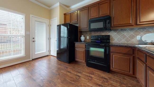 Photo - Lakeridge Townhomes #704