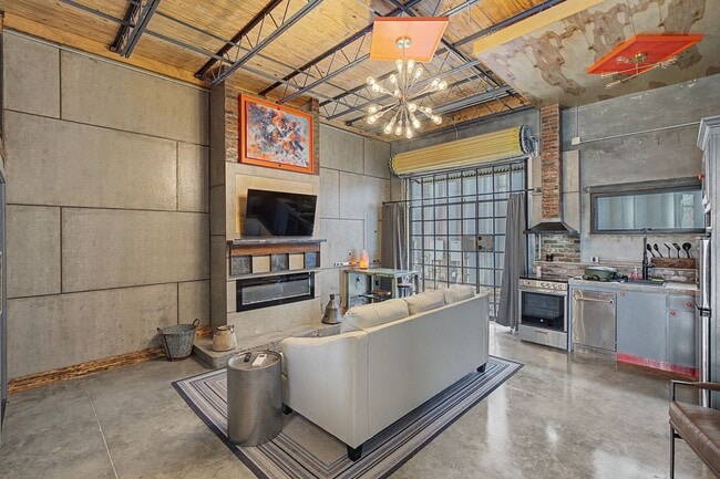 Photo - 2204 Austin Ave