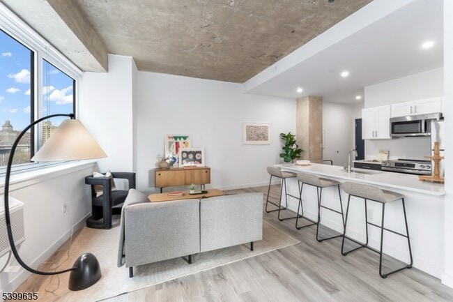 Photo - 10 Commerce Ct Unit 2D