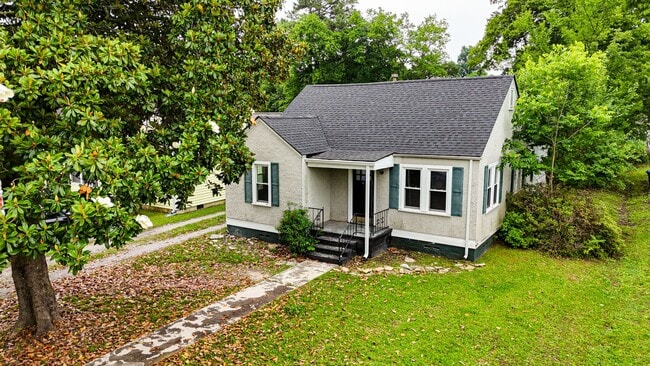 Photo - Available NOW! 3 Bedroom, 2.5 Bathroom Home for Rent!