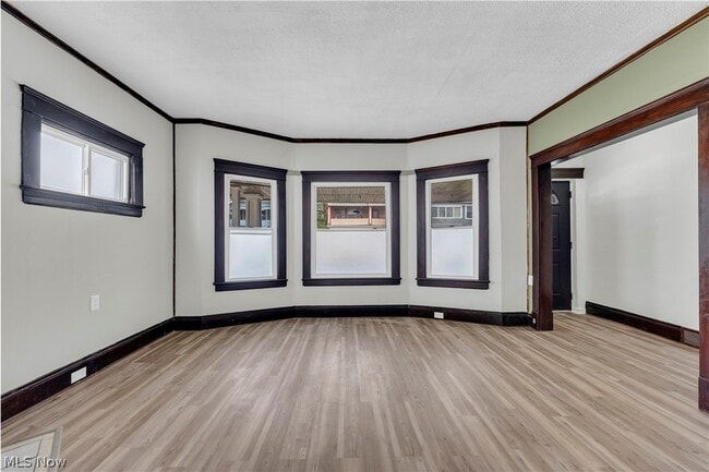 Photo - 428 E 148th St Unidad 1/DN