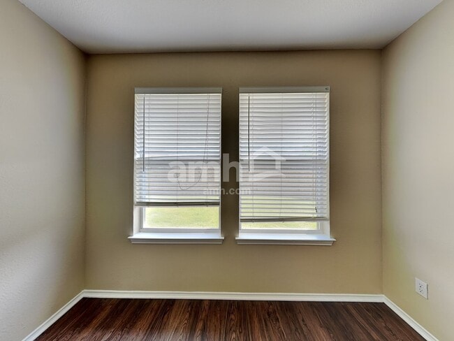 Photo - 324 Rock Hill Dr