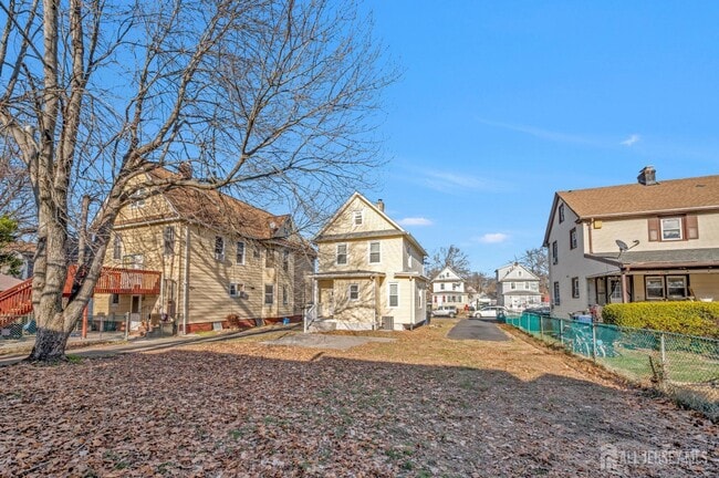 Photo - 350 Bergen St