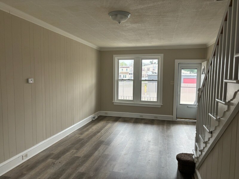 Photo - 121 S Filmore St