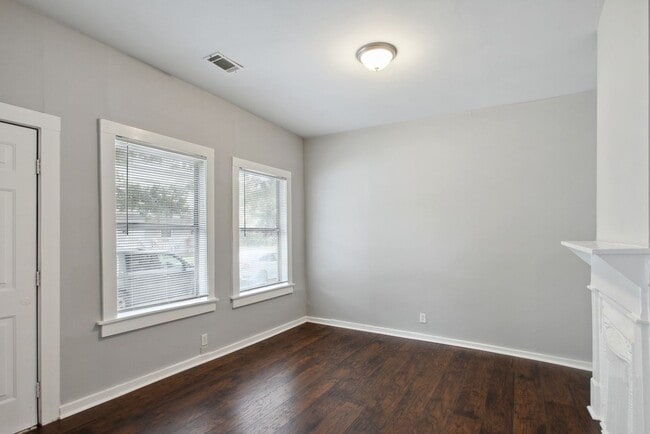 Photo - 1201 Unit House