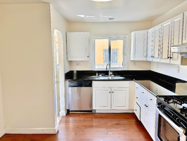 Building Photo - 5846 Haas Ave Rental