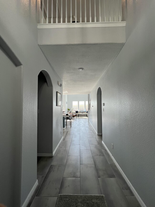 Photo - 200 Hot Spring Valley