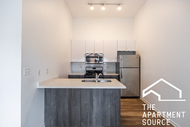 Photo - 2700 W North Ave Unit 202