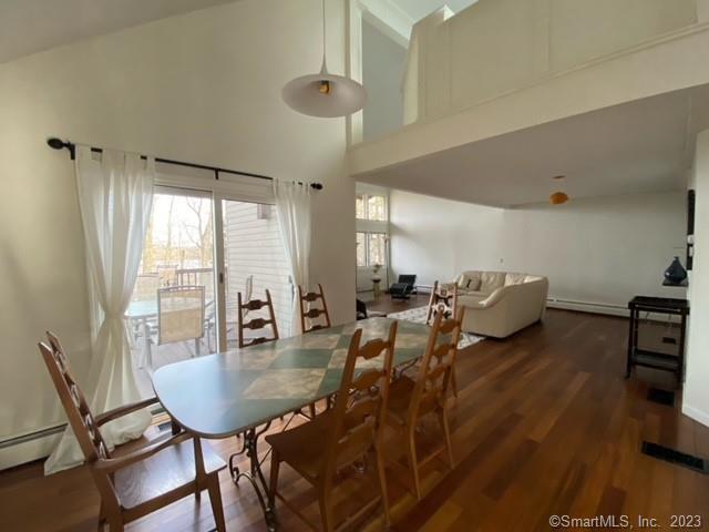 Photo - 342 W Hyerdale Dr