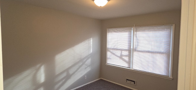 Photo - 2411 N Logan Ave