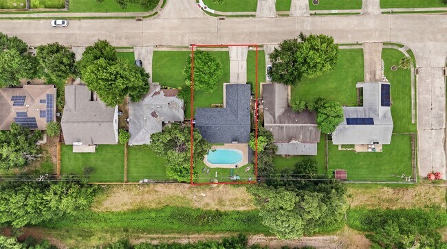 Photo - 17211 Camberwell Green Ln