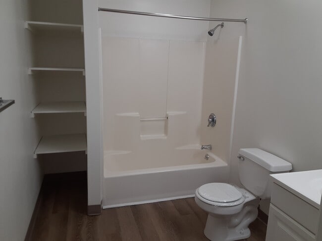 Photo - Franklin Landings