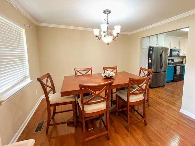 Photo - 6413 Edgmon Dr