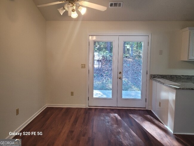 Photo - 113 Woodridge Cir