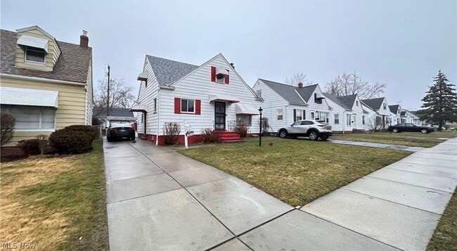 Photo - 19513 Beverly Ave