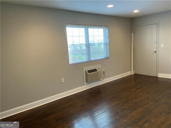 Photo - 805 Piedmont Ave NE Unidad 5