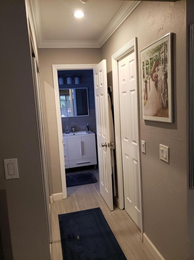 Photo - 1402 SW 25th Ave