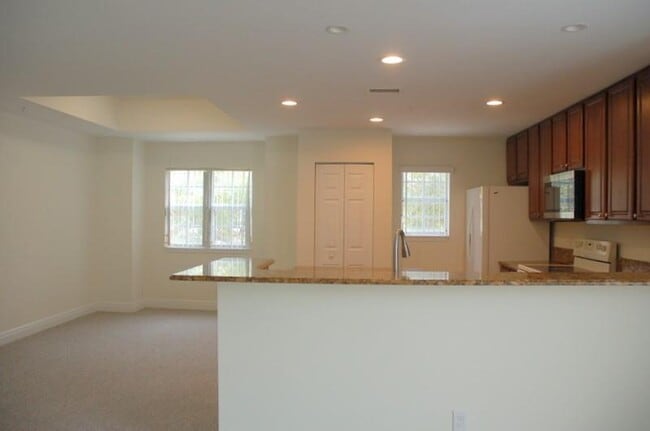 Photo - 621 SW 1st Dr