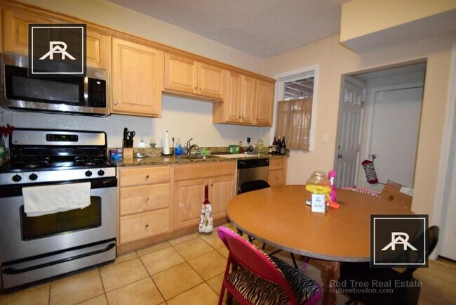 Photo - 3 bedroom in Brighton MA 02135 Unit 1