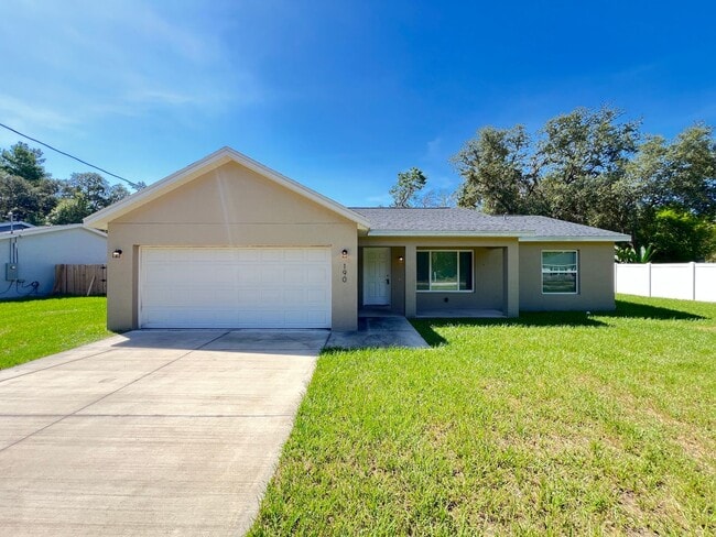 Building Photo - Beautiful 3 Bedroom, 2 Bathroom Home in Oc...
