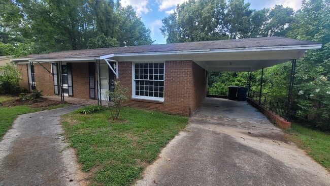 Photo - 223 Lakeside Ave