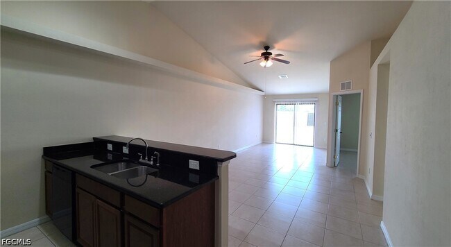Photo - 115 SE 12th Terrace