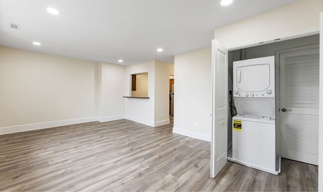 Photo - 1916 Eutaw Pl Apartment