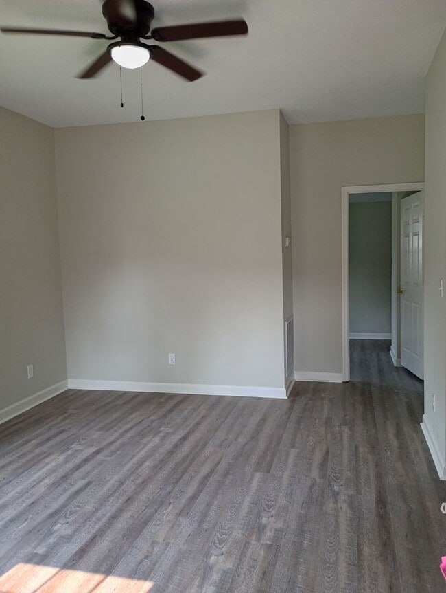 Photo - 900 Carline Rd Unit Apt A