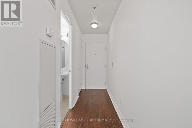 Photo - 220 Victoria St Unité 1002