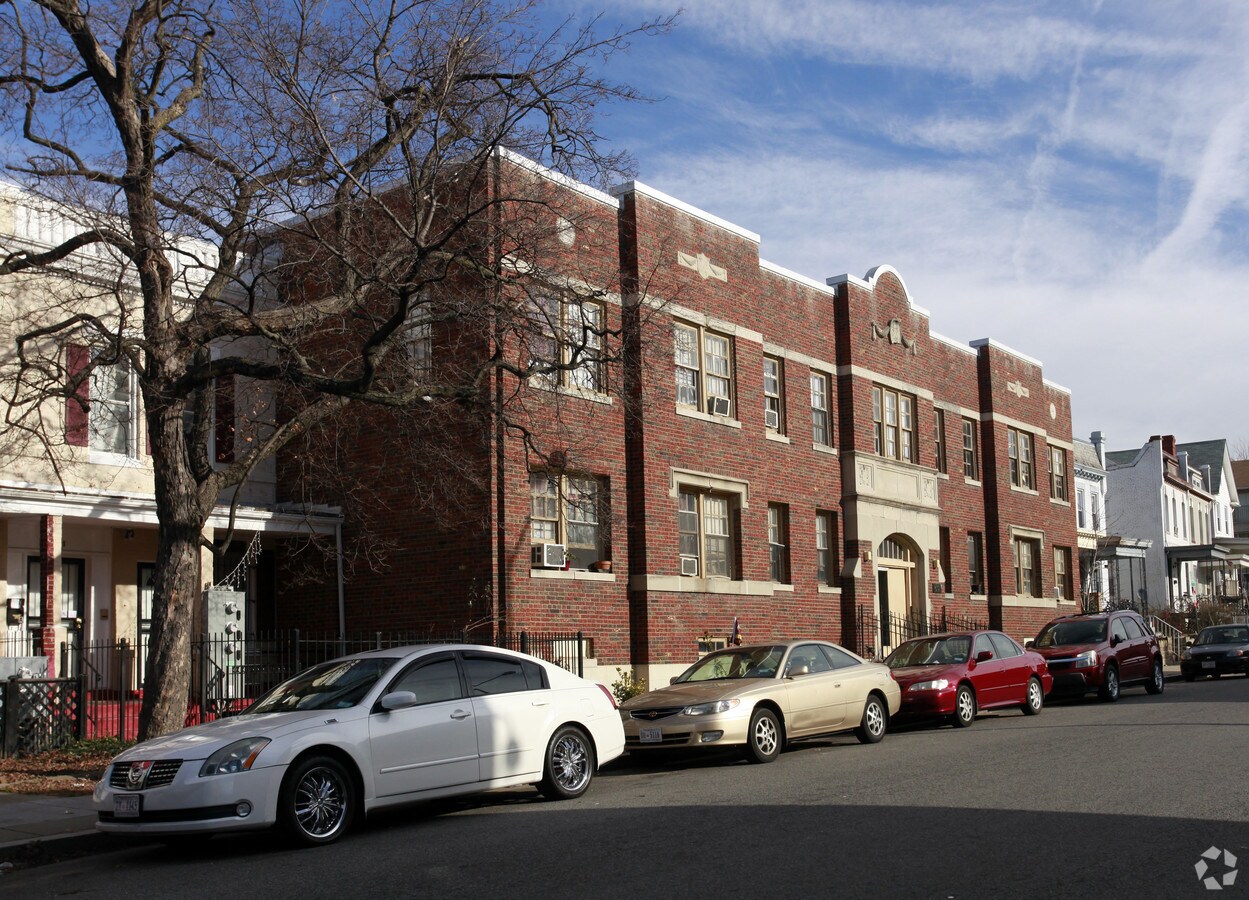 Photo - 601 Park Rd NW