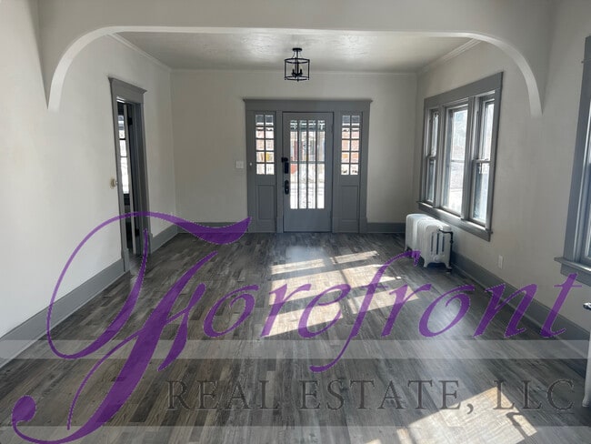 Photo - 232 S Kenwood St