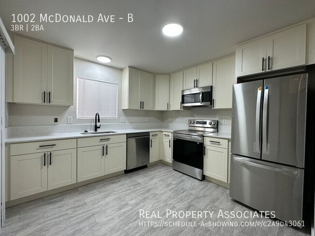 Photo - 1002 McDonald Ave Apartamento Unidad B