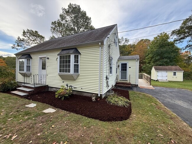 Photo - 197 Forest St