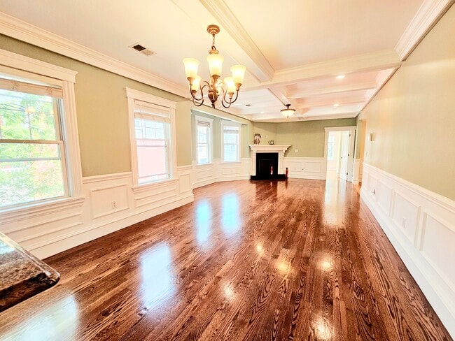 Photo - 125 Nonantum St